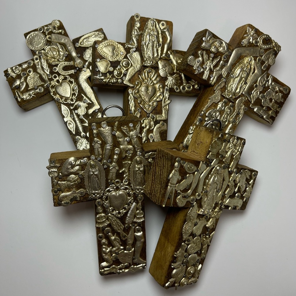 Mexican wooden milagros cross - Picture 12 of 14